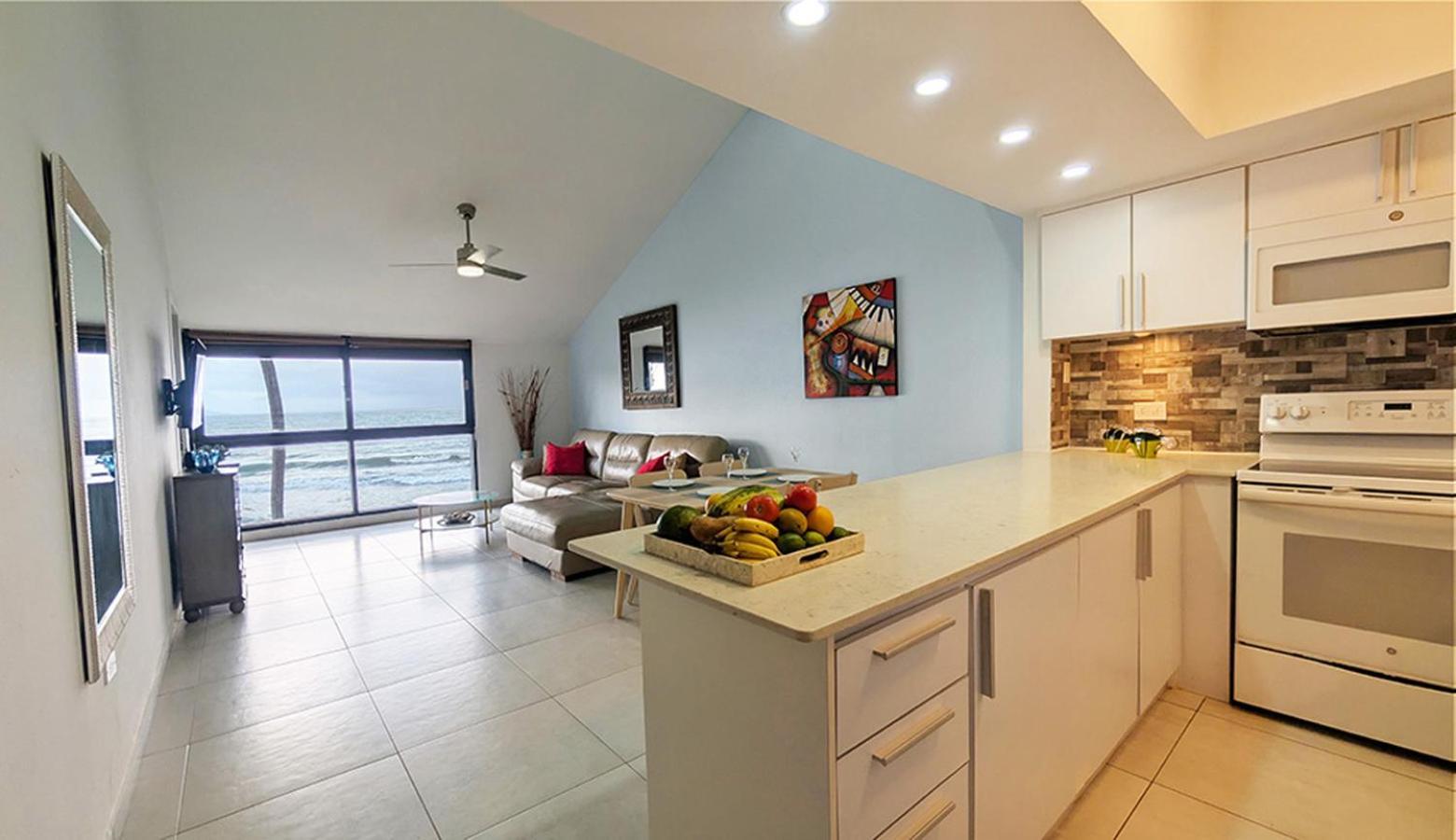 Bv103 - Amazing Oceanfront Condo Steps From Beach Humacao Exteriér fotografie